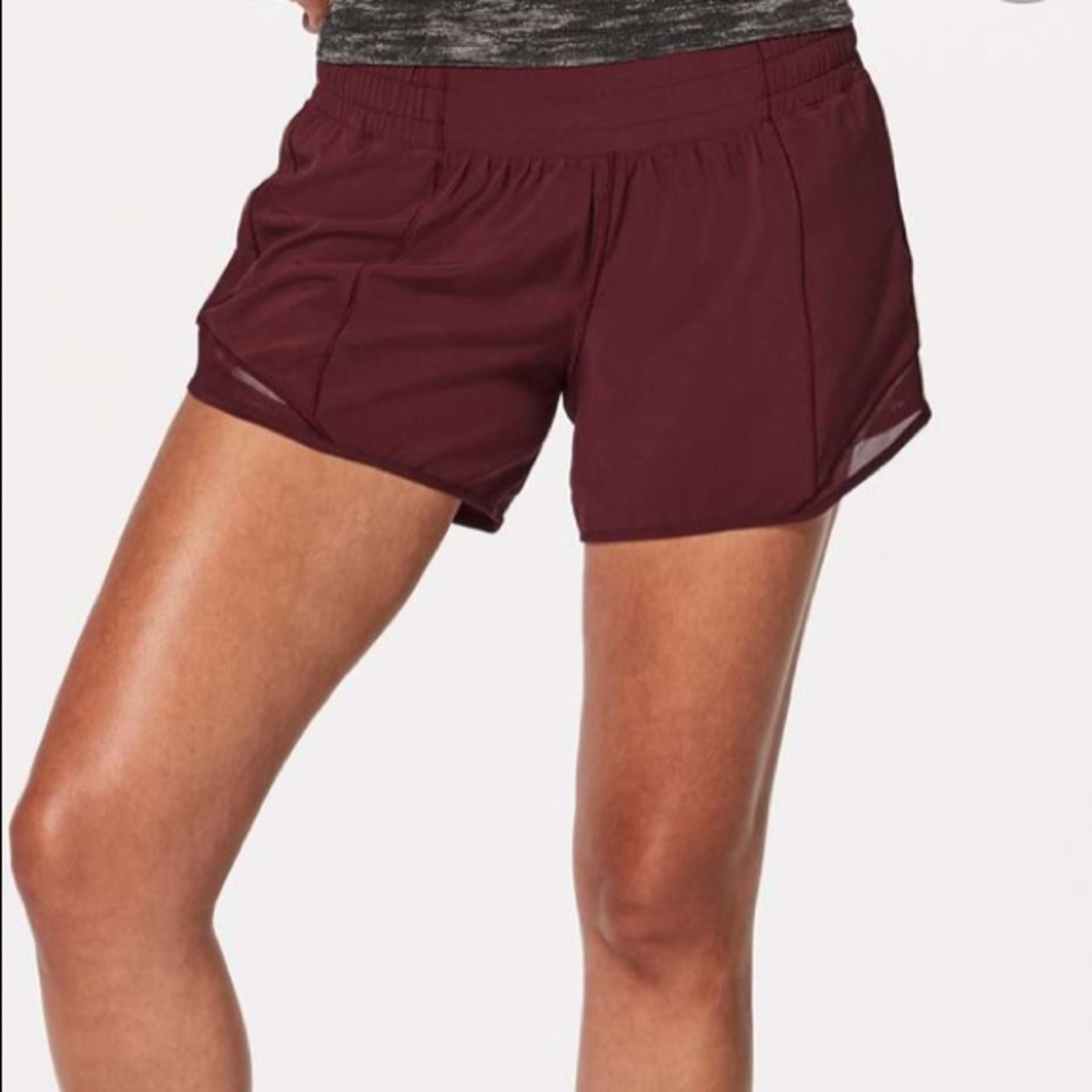 Lululemon Hotty Hot Shorts 4”